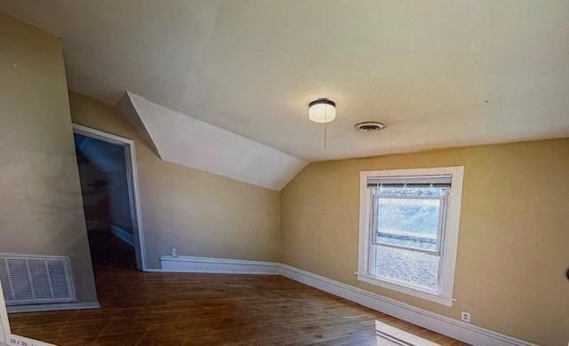 616 Monroe Street Northeast Minneapolis, MN 55413 - Photo 12 of 25