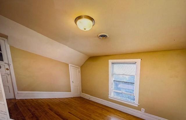 616 Monroe Street Northeast Minneapolis, MN 55413 - Photo 8 of 25