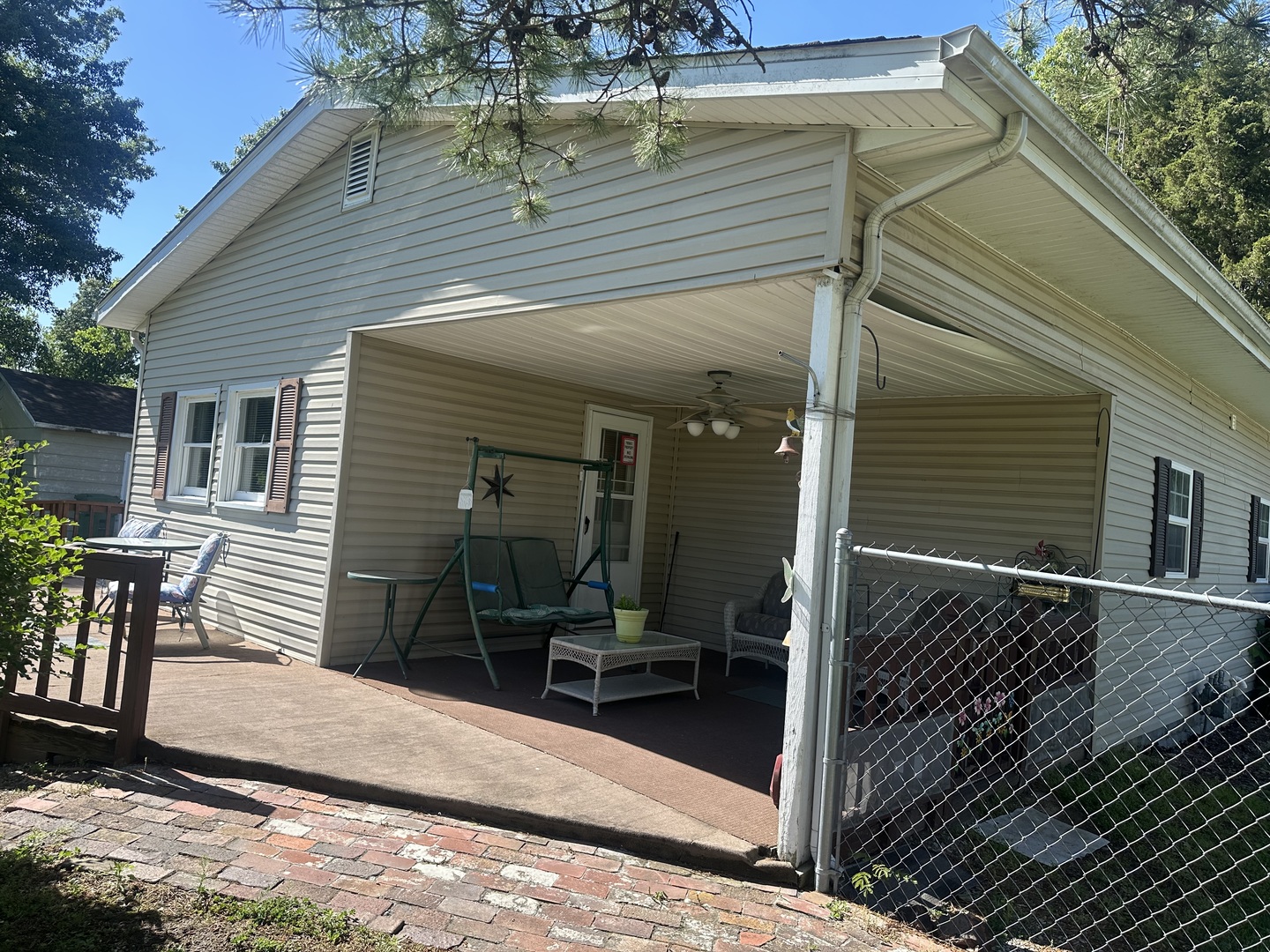 204 West Coal Street Buckner, IL 62819 - Photo 7 of 53