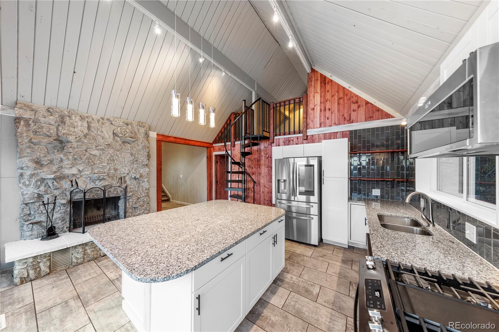 13205 Shiloh Road Conifer, CO 80433 - Photo 7 of 40