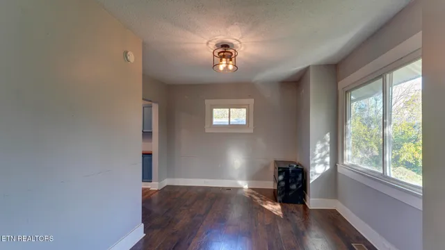 $335,000 | 1619 Beaumont Avenue, Knoxville, TN 37921