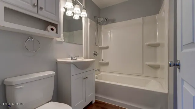 $335,000 | 1619 Beaumont Avenue, Knoxville, TN 37921