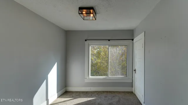 $335,000 | 1619 Beaumont Avenue, Knoxville, TN 37921