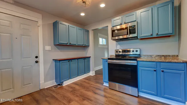 $335,000 | 1619 Beaumont Avenue, Knoxville, TN 37921