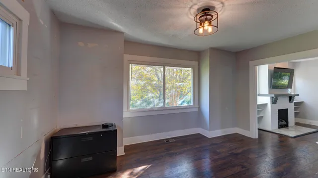 $335,000 | 1619 Beaumont Avenue, Knoxville, TN 37921