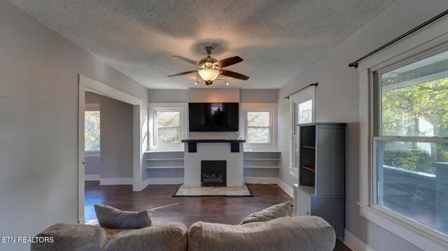 $335,000 | 1619 Beaumont Avenue, Knoxville, TN 37921