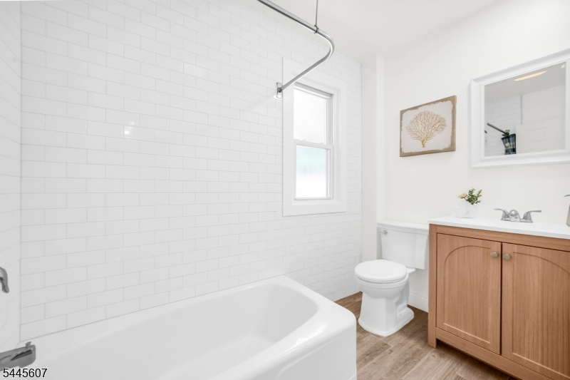 1046 Falls Terrace Union, NJ 07083 - Photo 14 of 29