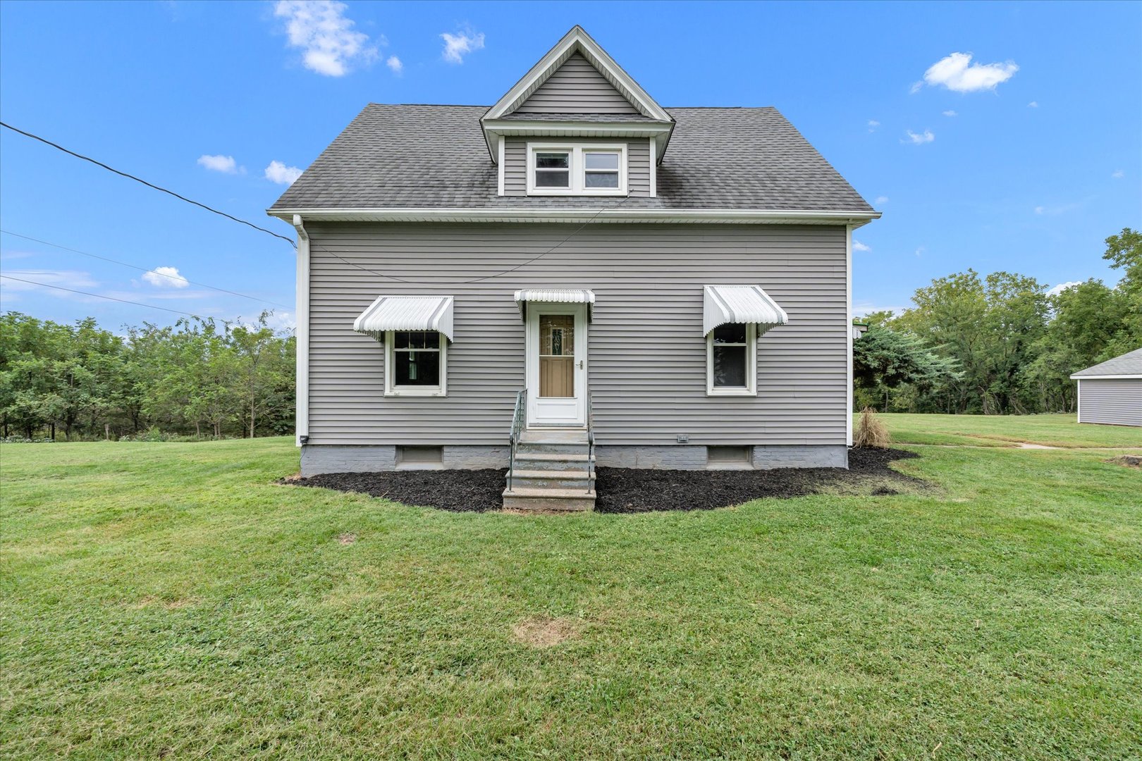 8850 Ridgewood Road Rock Island, IL 61201 - Photo 1 of 48 Gallery Image 1