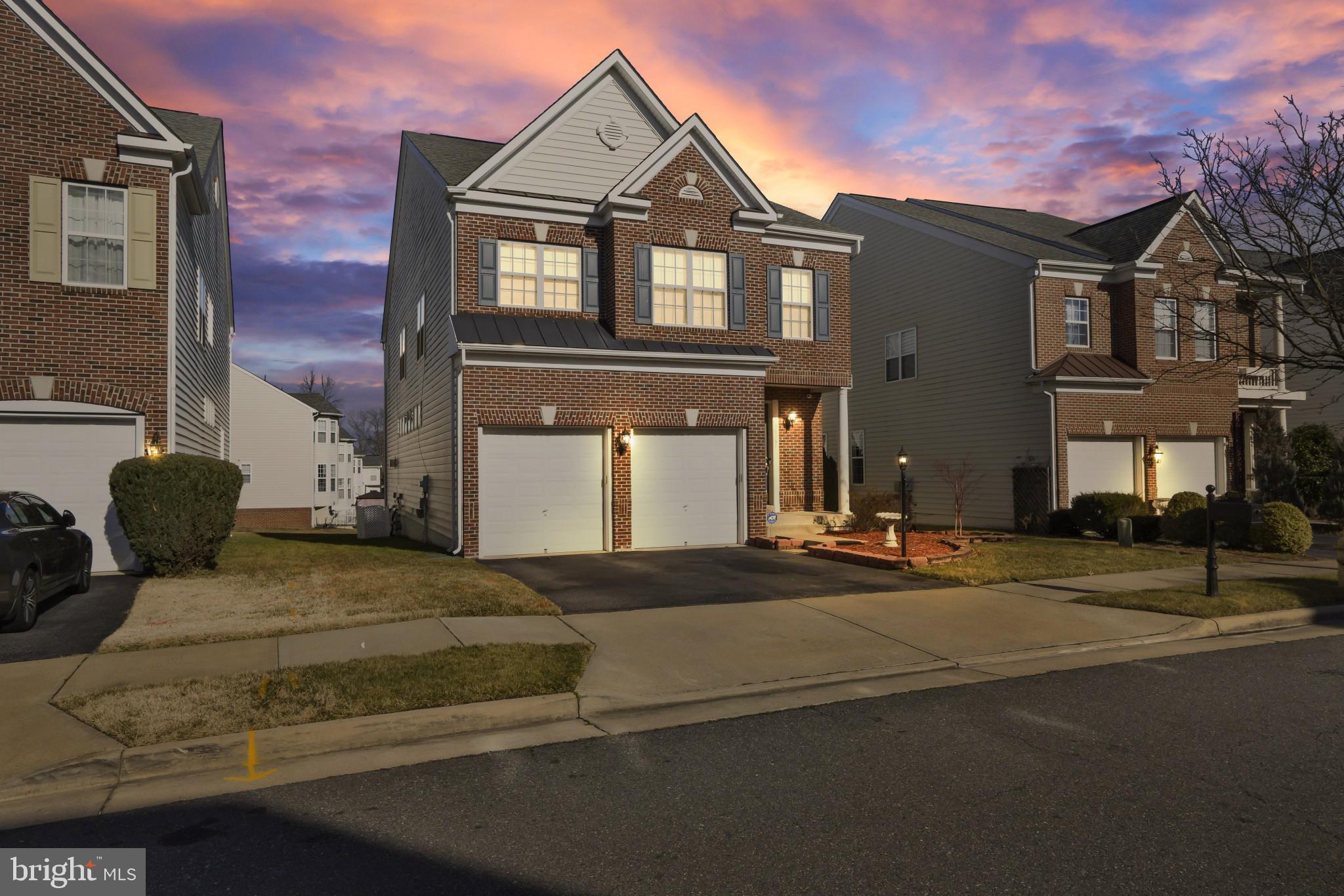 16167 Radburn Street Woodbridge, VA 22191 - Photo 2 of 36 Gallery Image 2
