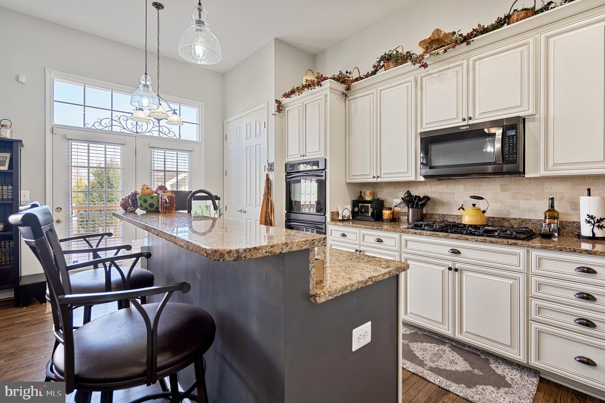 16167 Radburn Street Woodbridge, VA 22191 - Photo 12 of 36 Gallery Image 12