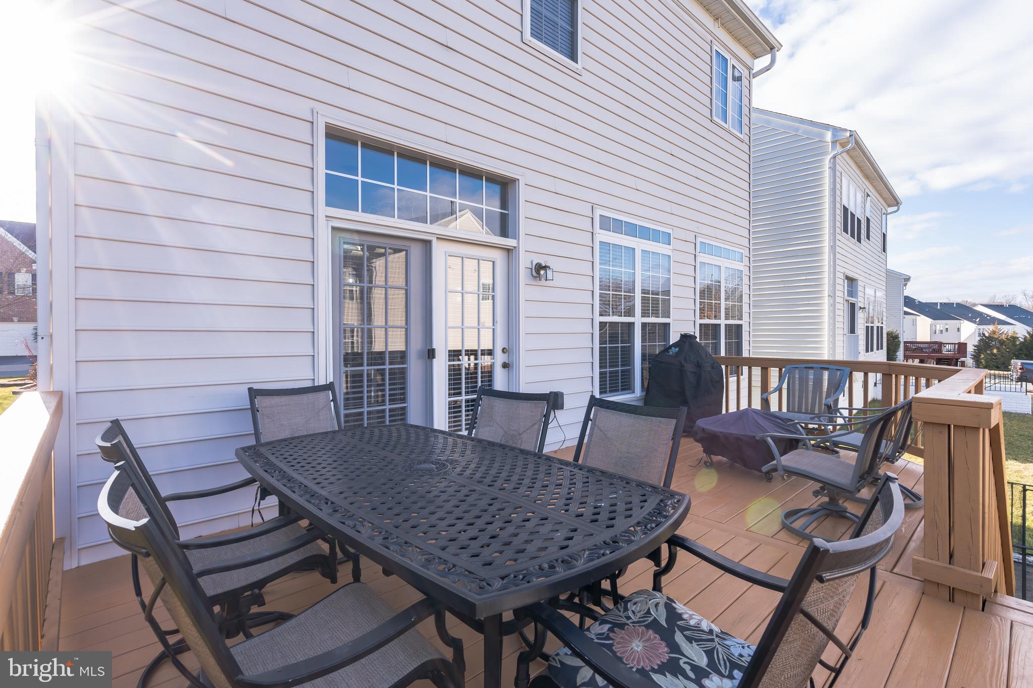 16167 Radburn Street Woodbridge, VA 22191 - Photo 30 of 36 Gallery Image 30