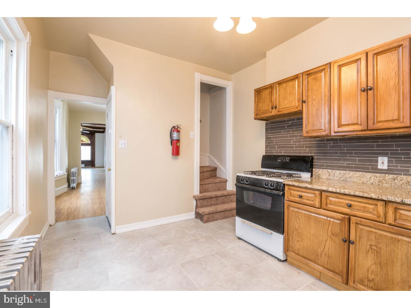 1043 North Front Street Reading, PA 19601 - Photo 12 of 25 Gallery Image 12