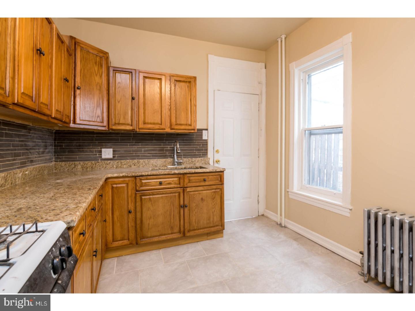 1043 North Front Street Reading, PA 19601 - Photo 13 of 25 Gallery Image 13