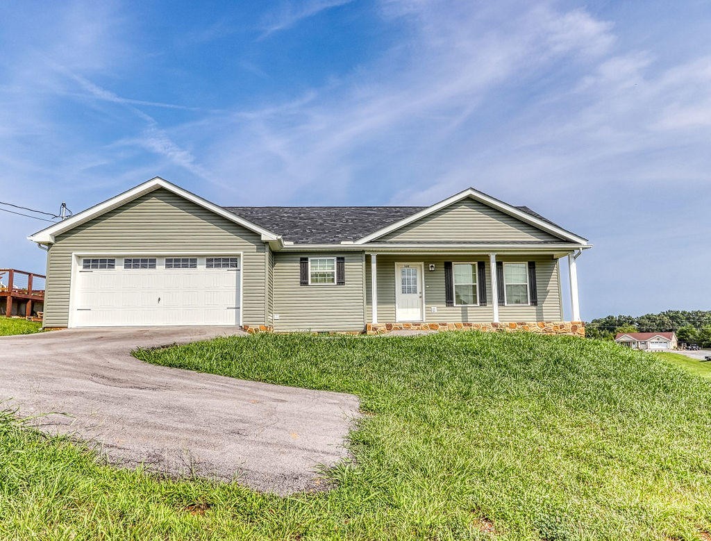 1449 Flatwood Road Sevierville, TN 37862 - Photo 1 of 31 Gallery Image 1