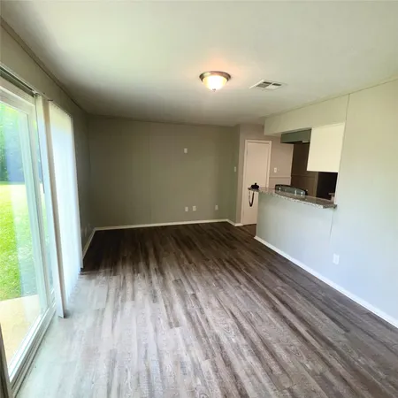 $1,600 | 11803 Edgar Street, Houston, TX 77047