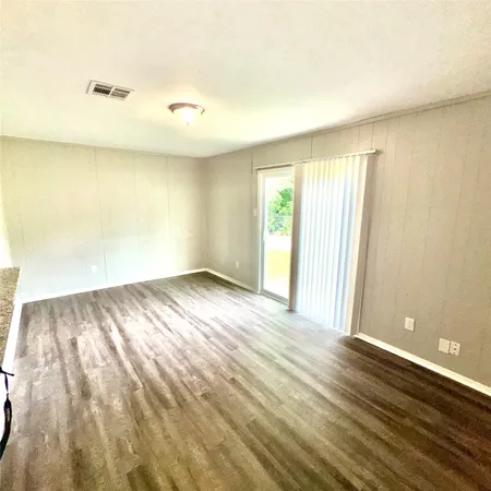 $1,600 | 11803 Edgar Street, Houston, TX 77047