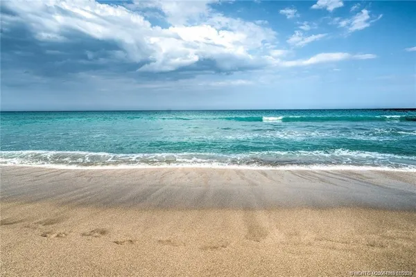 $8,500 | 1289 Northeast Ocean Boulevard, Unit 6, Jensen Beach, FL 34957