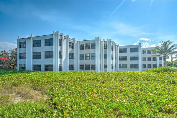 $8,500 | 1289 Northeast Ocean Boulevard, Unit 6, Jensen Beach, FL 34957