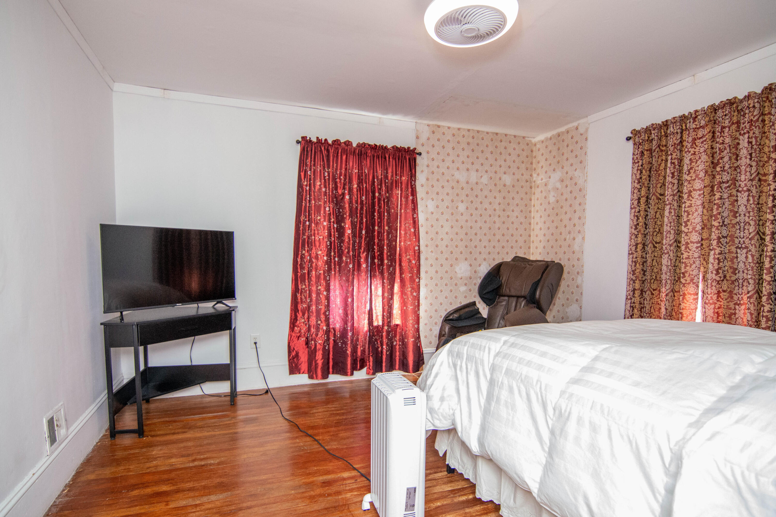 12 Edmund Street Springvale, ME 04083 - Photo 39 of 48 70