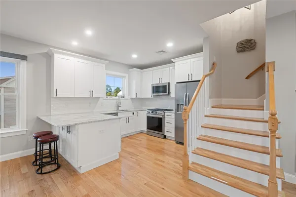 $644,900 | 1 Old County Village Way, Unit E, Smithfield, RI 02917