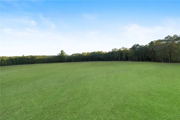 $644,900 | 1 Old County Village Way, Unit E, Smithfield, RI 02917