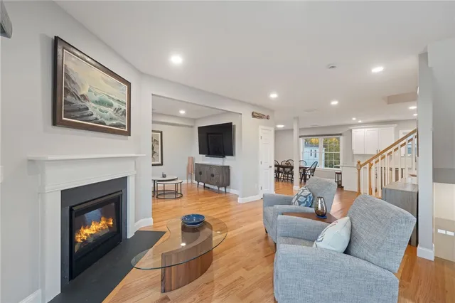 $674,900 | 1 Old County Village Way, Unit E, Smithfield, RI 02917