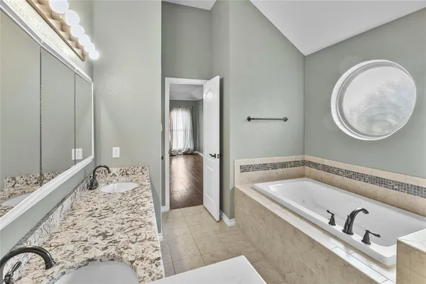$619,900 | 24 Cherry Hills Street East, Abilene, TX 79606