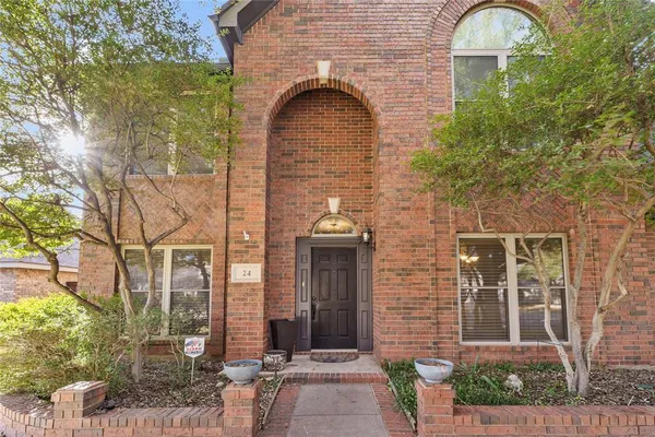 $619,900 | 24 Cherry Hills Street East, Abilene, TX 79606