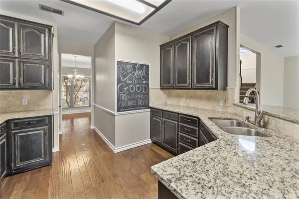 $619,900 | 24 Cherry Hills Street East, Abilene, TX 79606