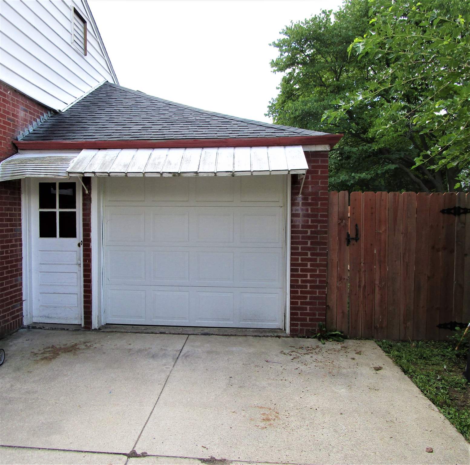 416 Adams Street Decatur, IN 46733 - Photo 7 of 13