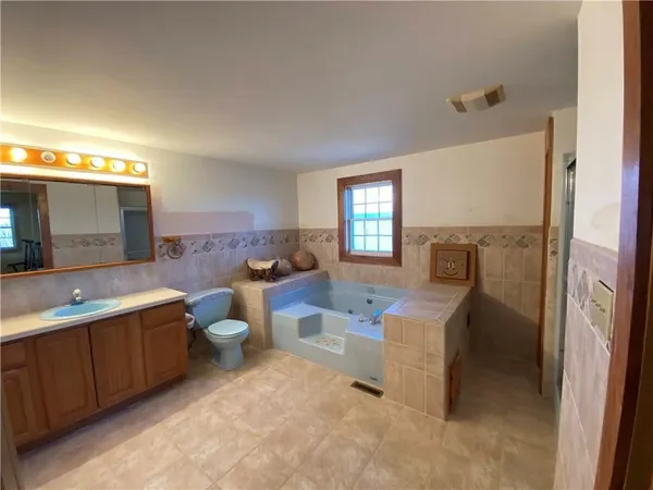 $617,500 | S6966 Johnson, Viroqua, WI 54665