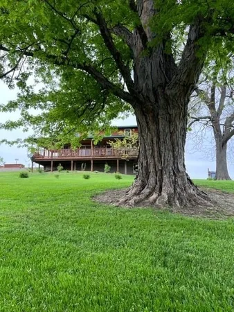 $617,500 | S6966 Johnson, Viroqua, WI 54665