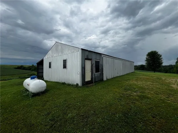 $617,500 | S6966 Johnson, Viroqua, WI 54665