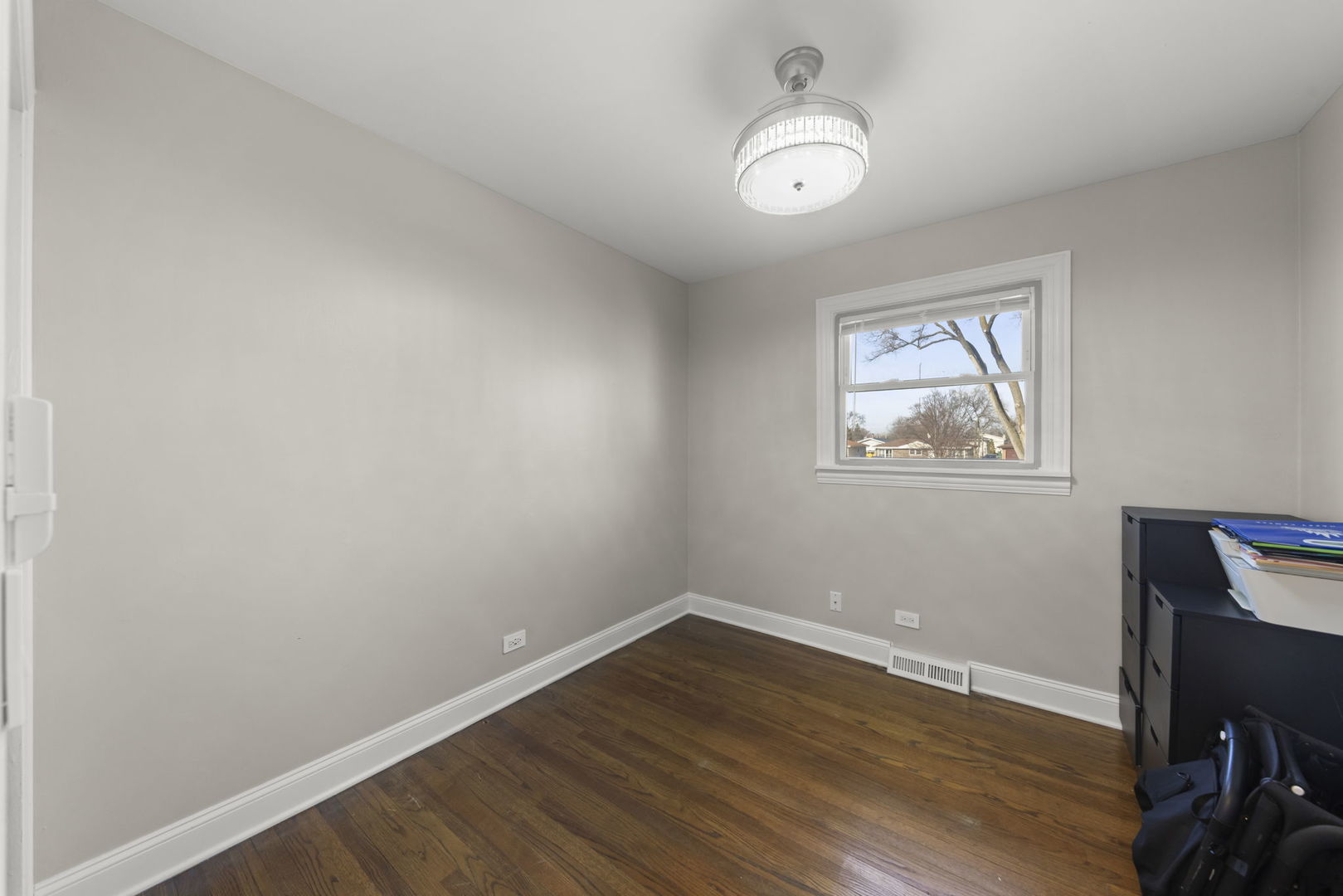 665 West Lake Manor Drive Addison, IL 60101 - Photo 11 of 25