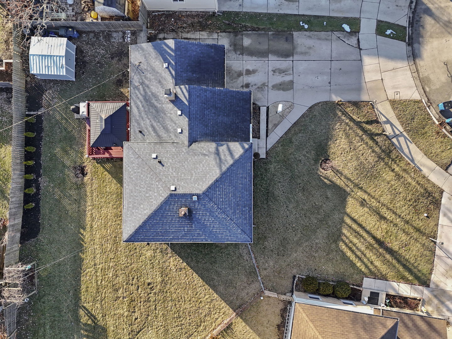 665 West Lake Manor Drive Addison, IL 60101 - Photo 20 of 25