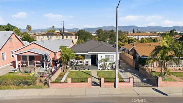 $679,999 | 4313 East 55th Street, Maywood, CA 90270