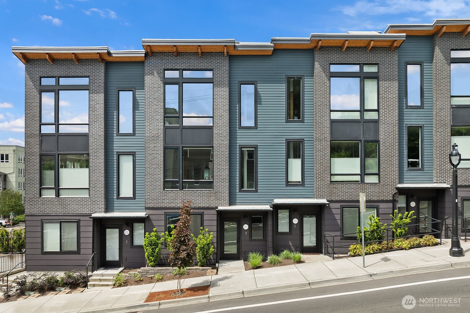 18513 104th Avenue Northeast, Unit D(4) Bothell, WA 98011 - Photo 2 of 22