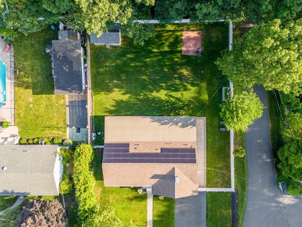 18 Alfred Road Saugus, MA 01906 - Photo 11 of 40 Gallery Image 11