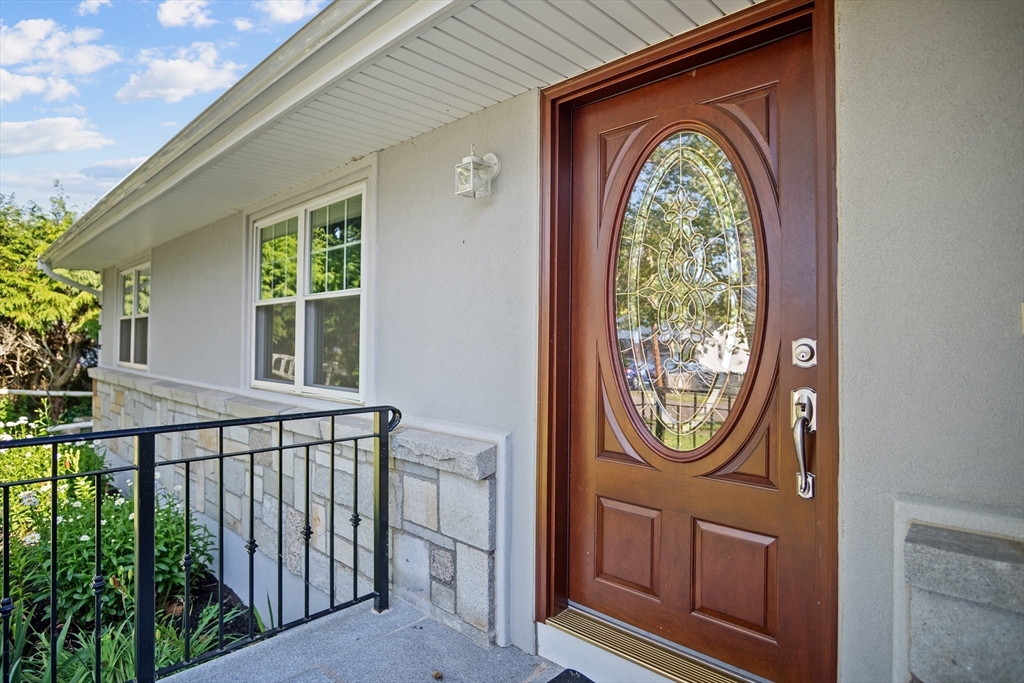 18 Alfred Road Saugus, MA 01906 - Photo 21 of 40 Gallery Image 21