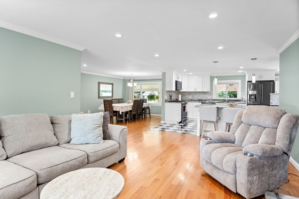 18 Alfred Road Saugus, MA 01906 - Photo 24 of 40 Gallery Image 24