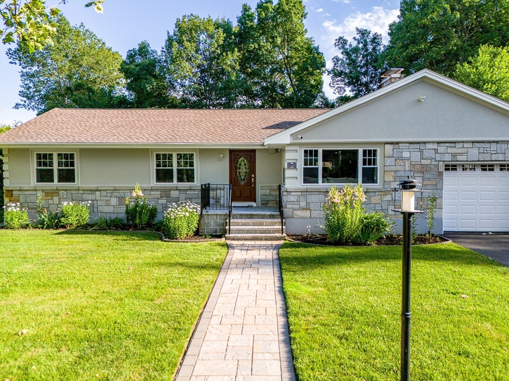 18 Alfred Road Saugus, MA 01906 - Photo 3 of 40 Gallery Image 3