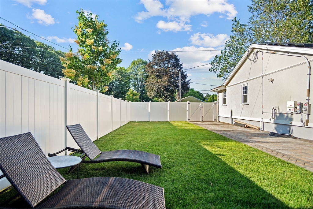 18 Alfred Road Saugus, MA 01906 - Photo 9 of 40 Gallery Image 9
