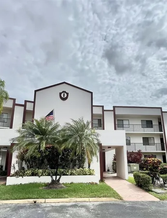 $1,750 | 9691 North Belfort Circle, Unit 305, Tamarac, FL 33321