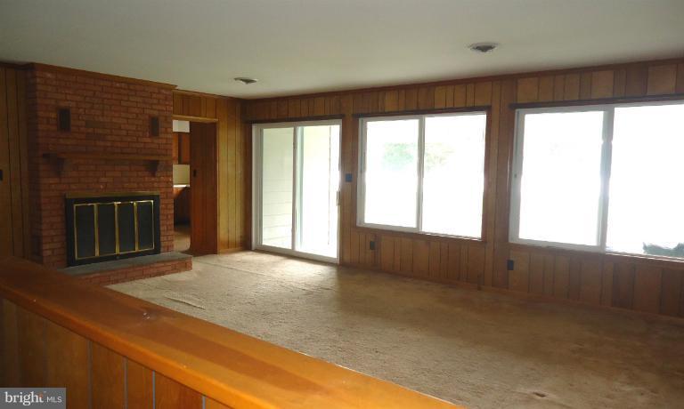 8464 Cummings Road Wittman, MD 21676 - Photo 2 of 30 Living Room