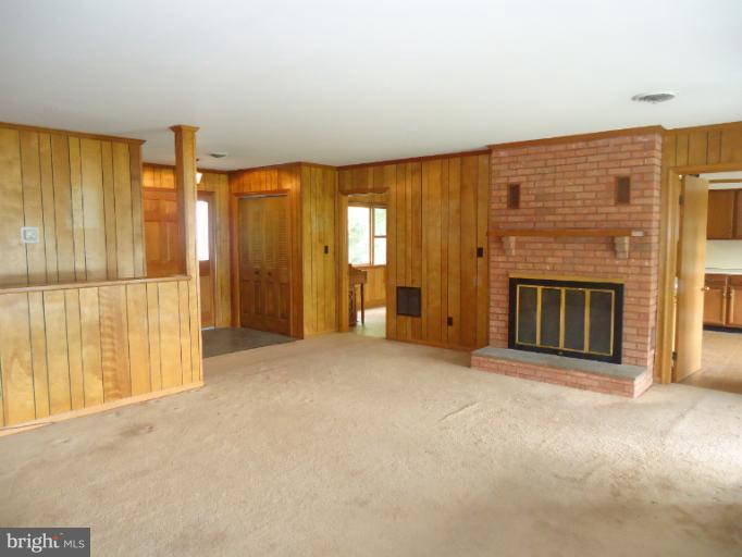 8464 Cummings Road Wittman, MD 21676 - Photo 16 of 30 Living Room
