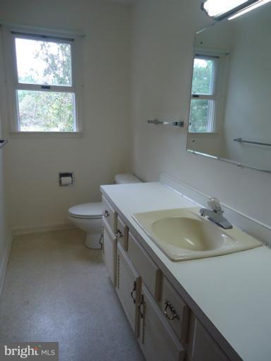 8464 Cummings Road Wittman, MD 21676 - Photo 6 of 30 Bath