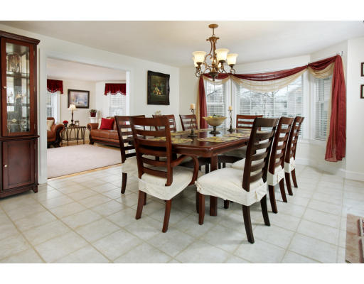 38 Barnstable Road Hull, MA 02045 - Photo 3 of 11 Gallery Image 3