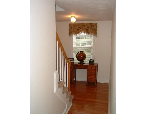 38 Barnstable Road Hull, MA 02045 - Photo 9 of 11 Gallery Image 9