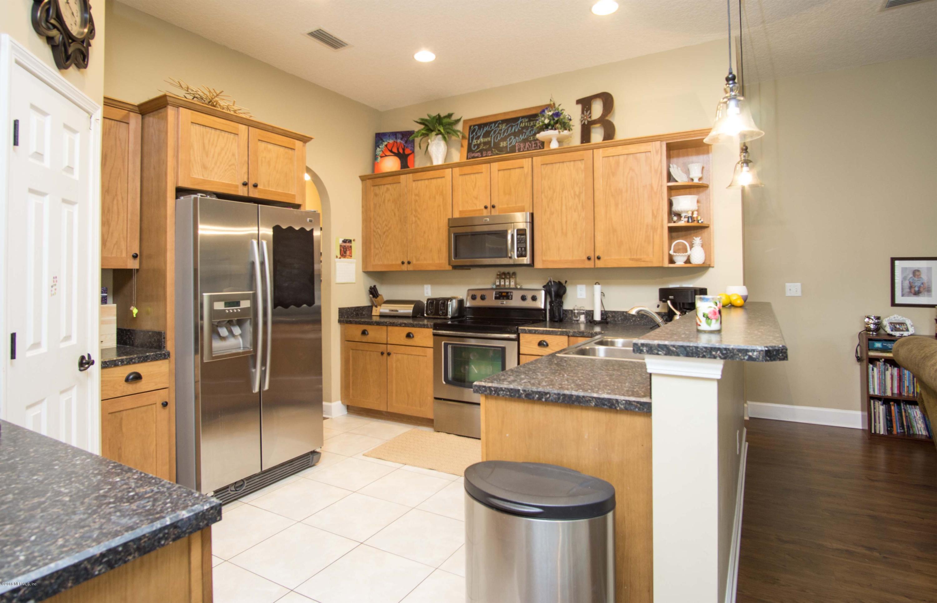 1643 Lockend Road Jacksonville, FL 32221 - Photo 8 of 21 11-Kitchen