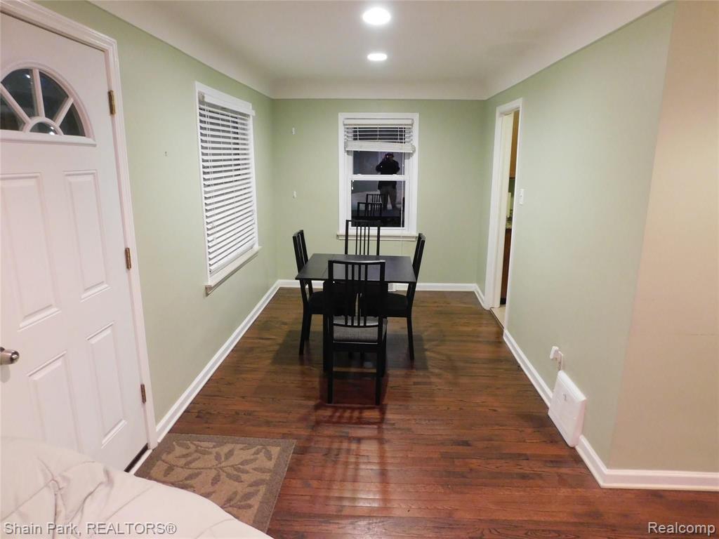 415 South Campbell Road Royal Oak, MI 48067 - Photo 3 of 38